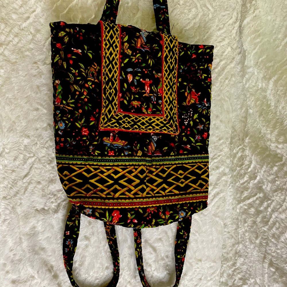 Vera Bradley backpack purse, Beautiful print